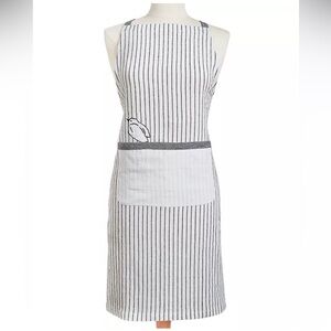 Modern Heirloom Martha Stewart Collection 100% linen apron NWT